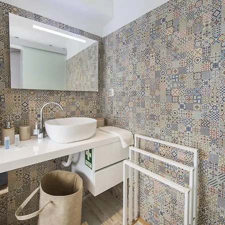 Lovelystay - Vintage In Rosa Street * Lisboa